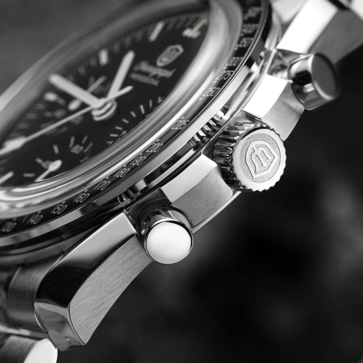 39mm Chronograph Watch P694