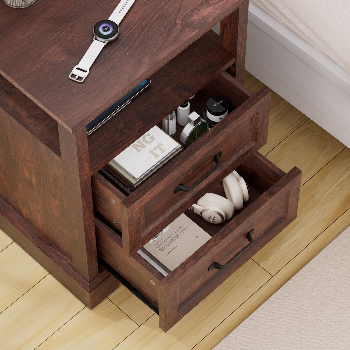 18'' Wood Nightstand with Charging Station G2720